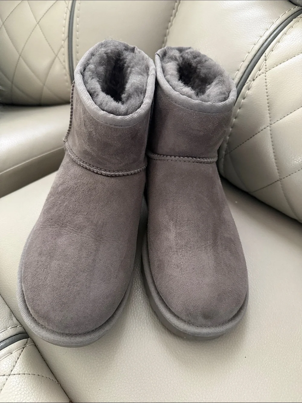 UGG Classic Short Suede Winter Boot - Gray
